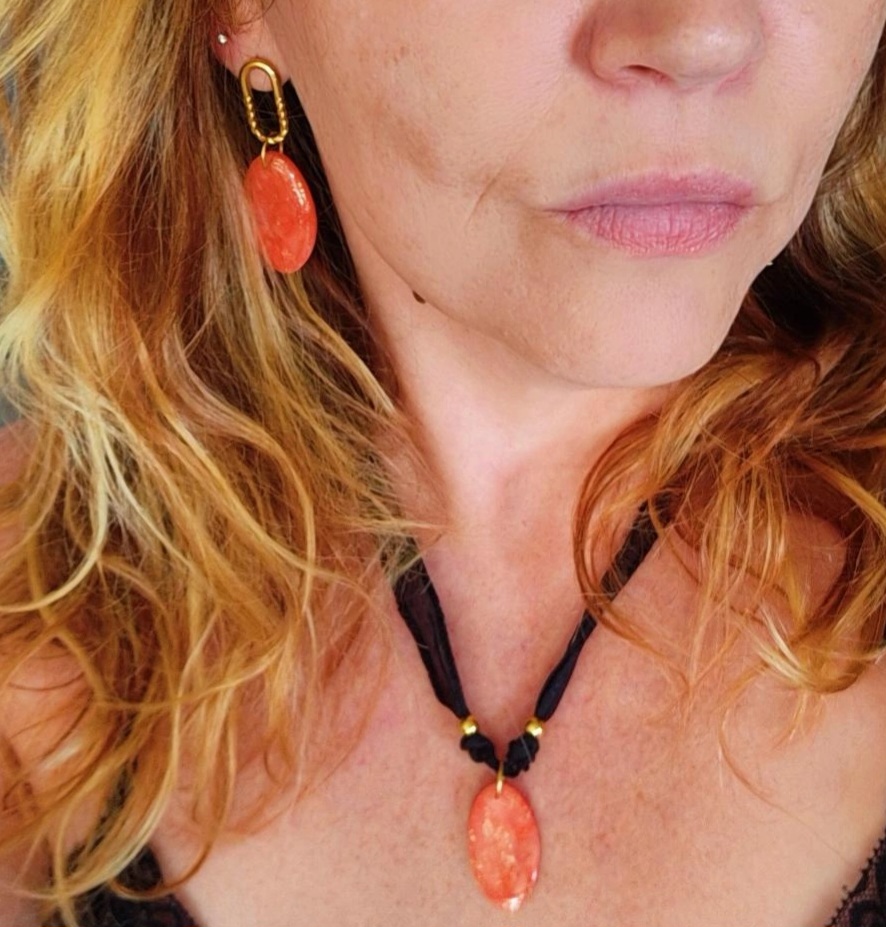 Collier ruban de soie