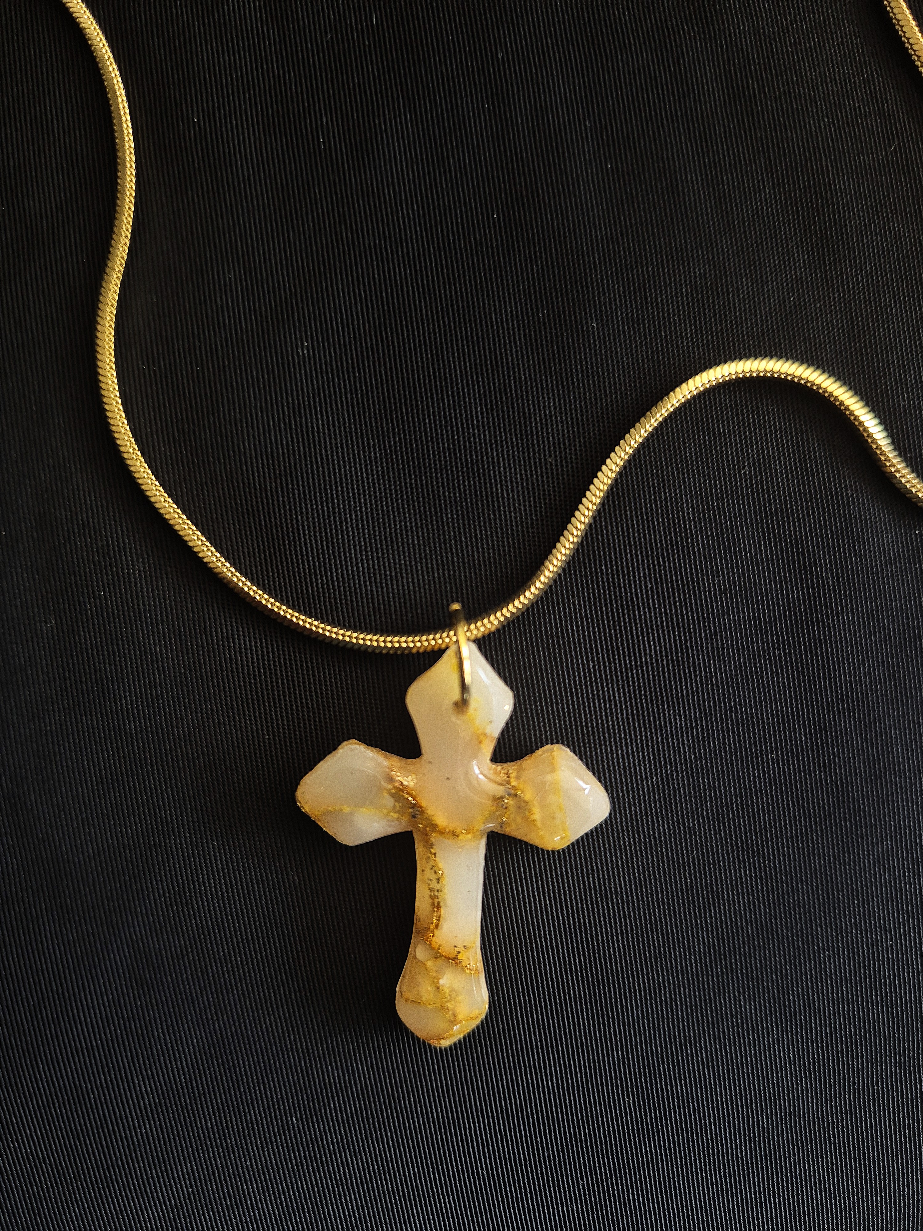 Collier Croix Rémanences - Mimosa