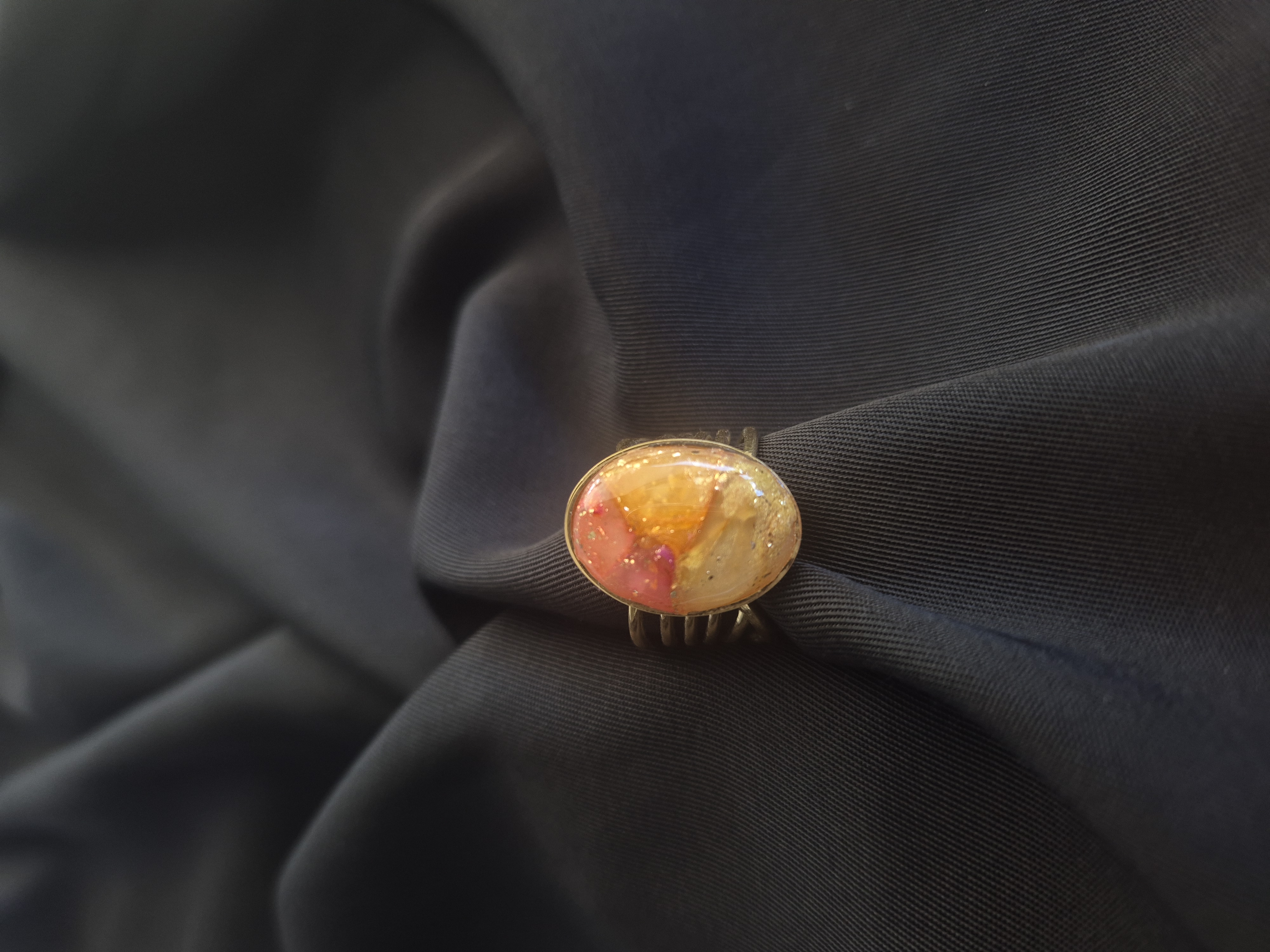 Bague ovale ajustable – acier inoxydable doré à l’or fin 24K