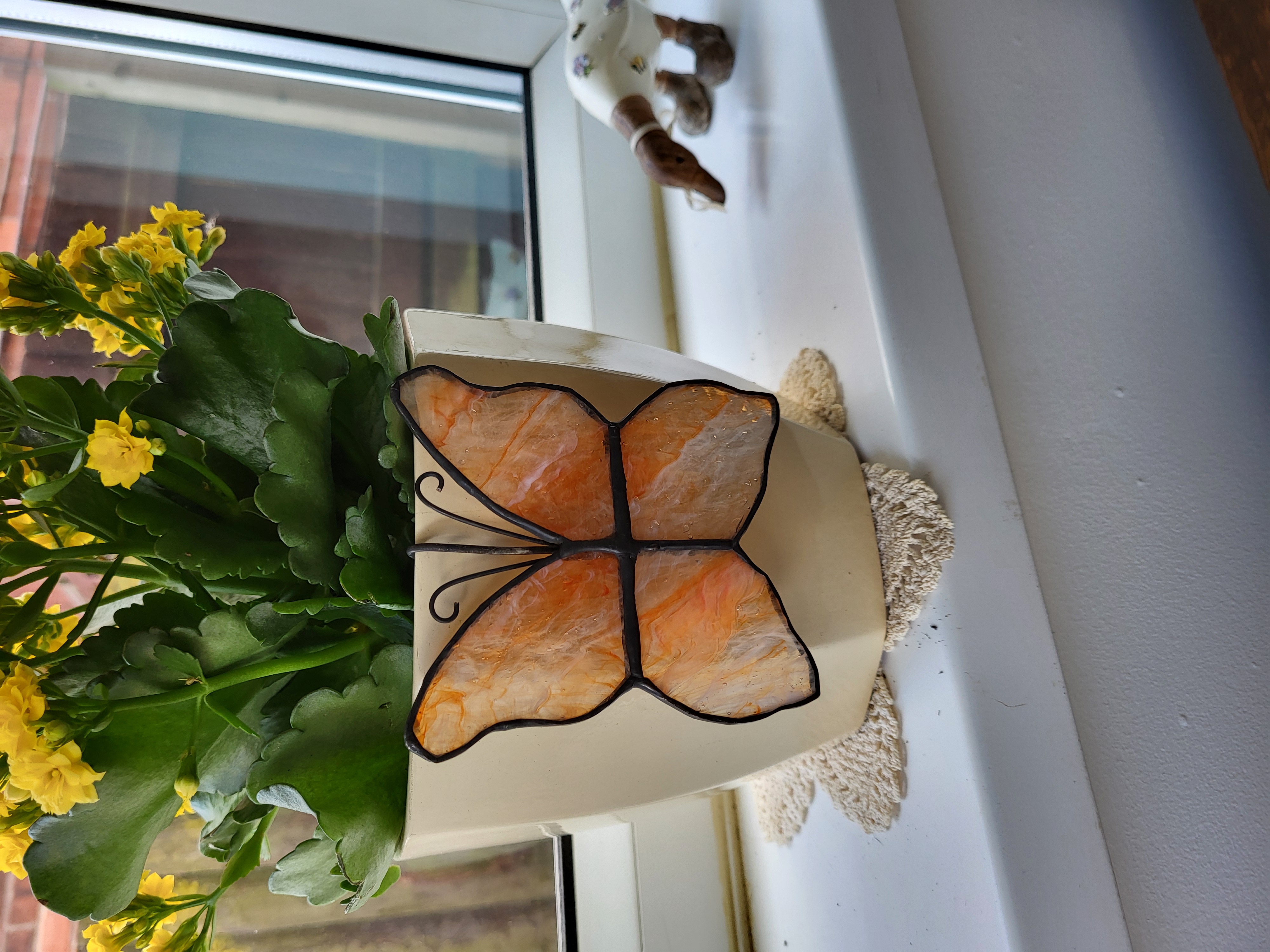 Butterfly plant pot hugger