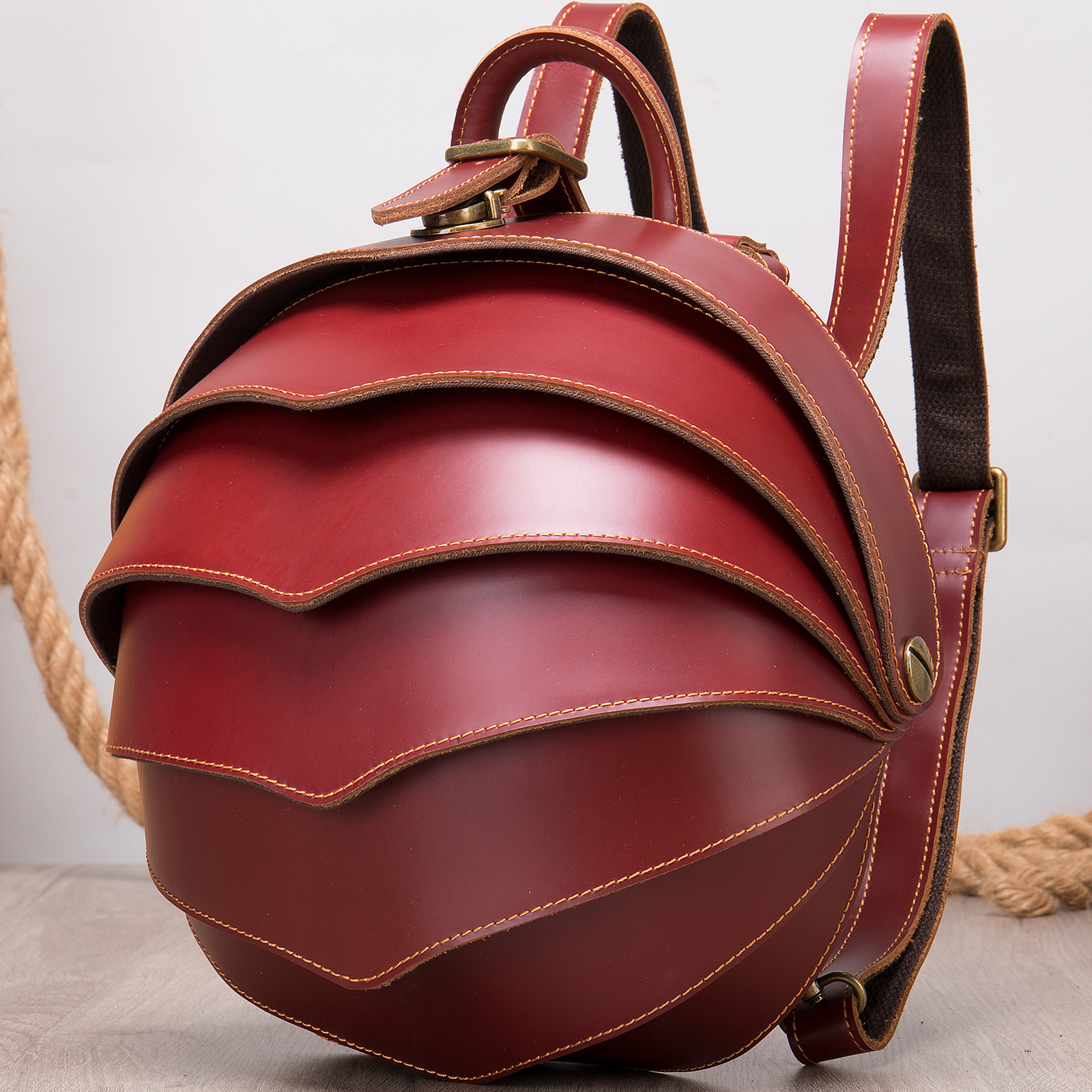 Premium Genuine Cowhide Leather Backpack - Timeless Elegance and Superior Functionality