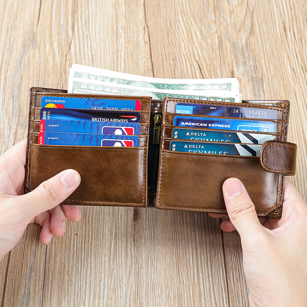 Luxury Full-Grain Leather Wallet - Timeless Craftsmanship