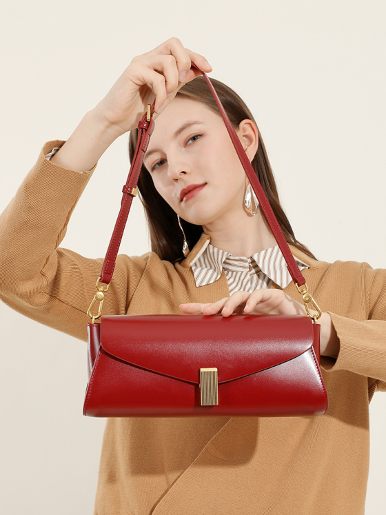 Premiun Leather Crossbody bag