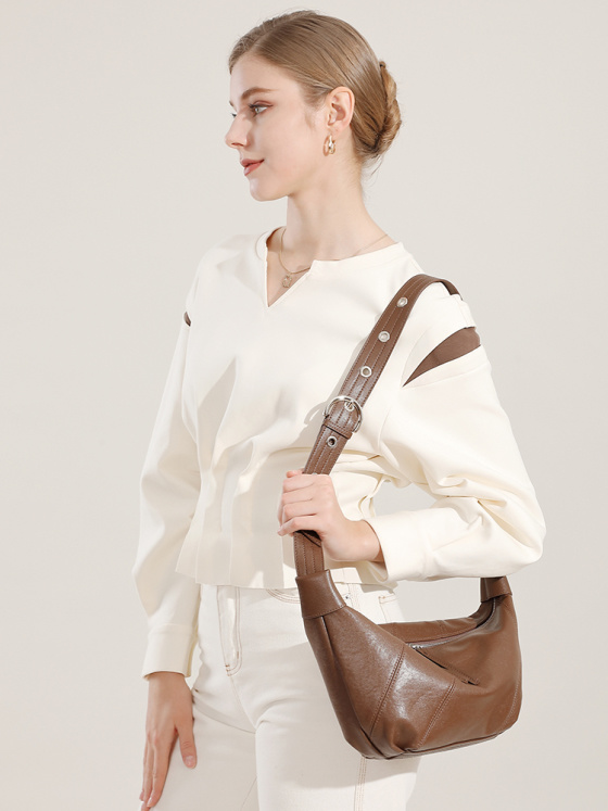 Premiun Leather Crossbody bag