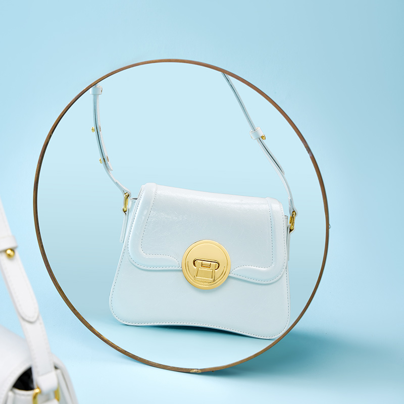 Premiun Leathaer Crossbody bag