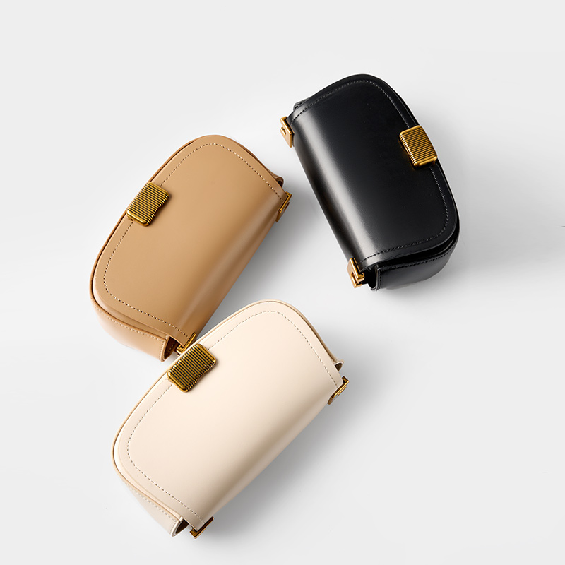 Premiun Leathaer Crossbody bag