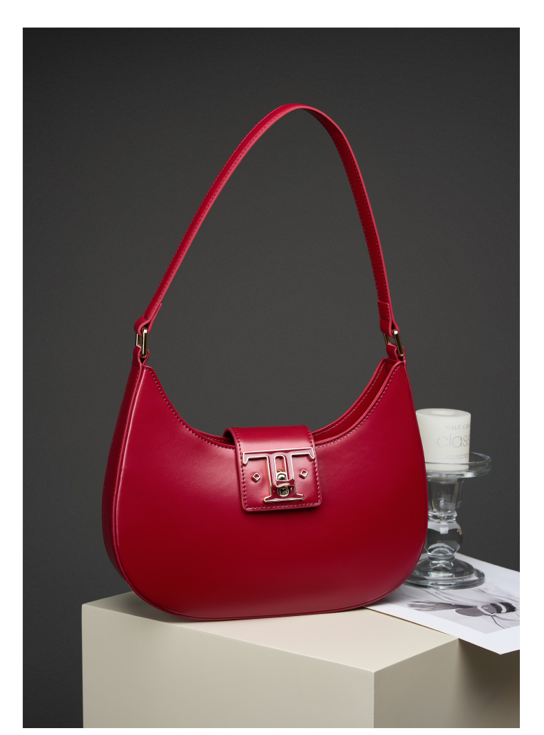 Premiun Leathaer Crossbody bag