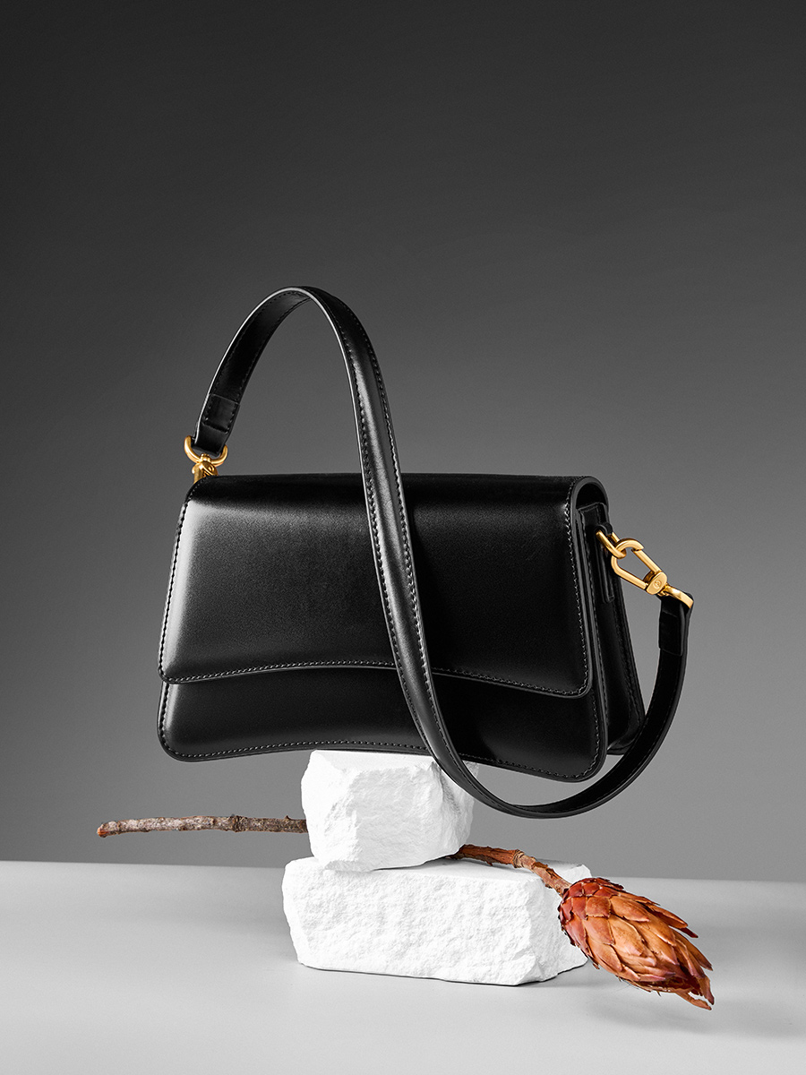 Premiun Leathaer Crossbody bag