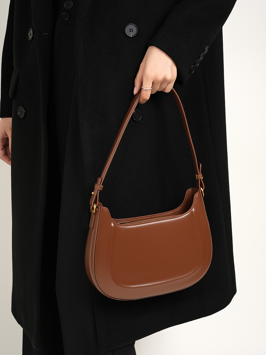 Premiun Leathaer Crossbody bag