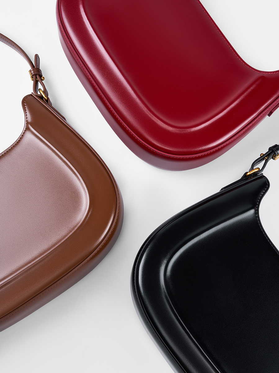 Premiun Leathaer Crossbody bag