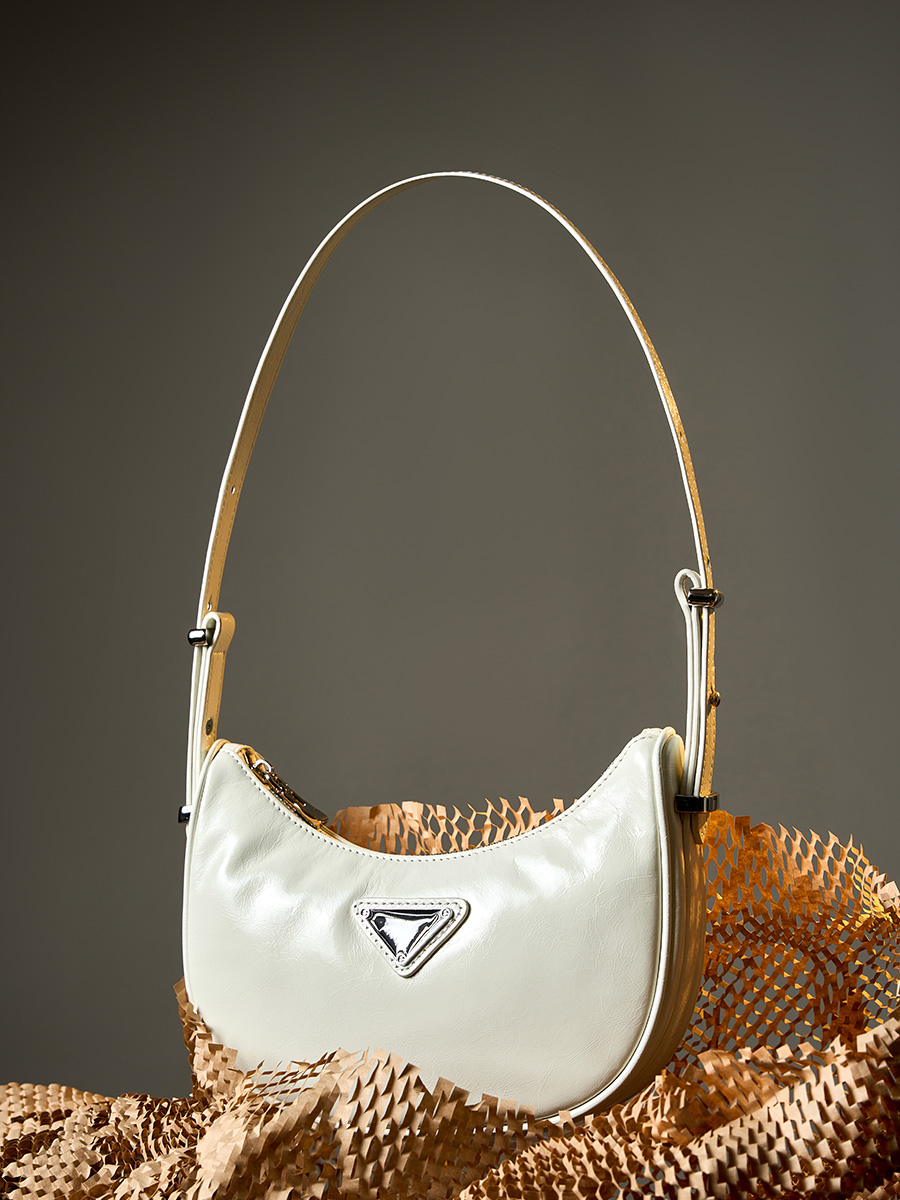 Premiun Leathaer Crossbody bag