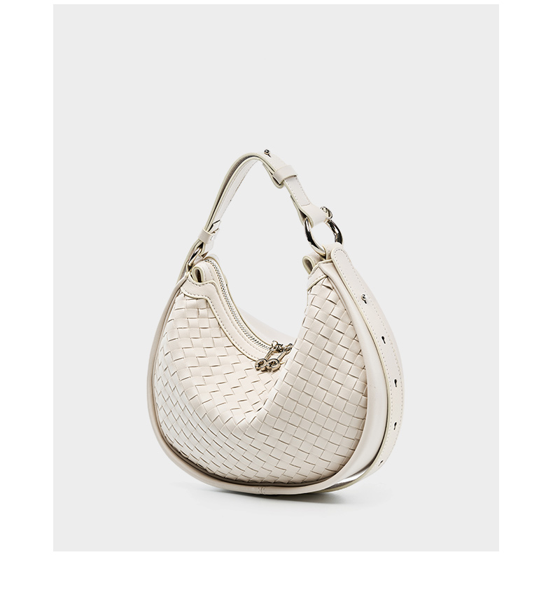 Premiun Leathaer Crossbody bag