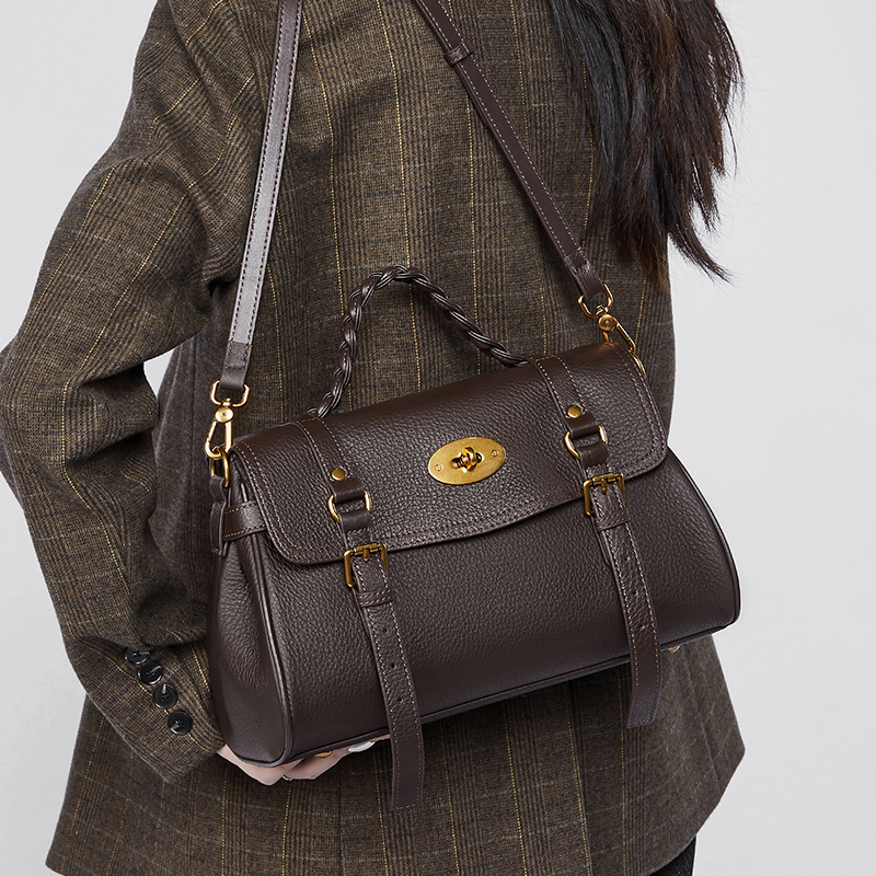 Premiun Leathaer Crossbody bag