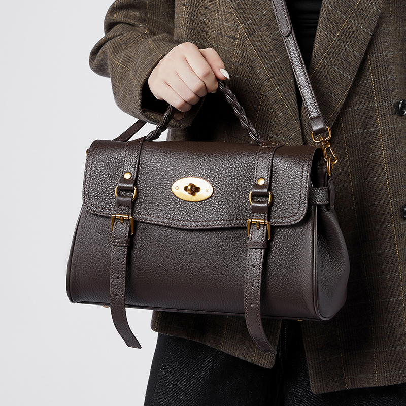 Premiun Leathaer Crossbody bag