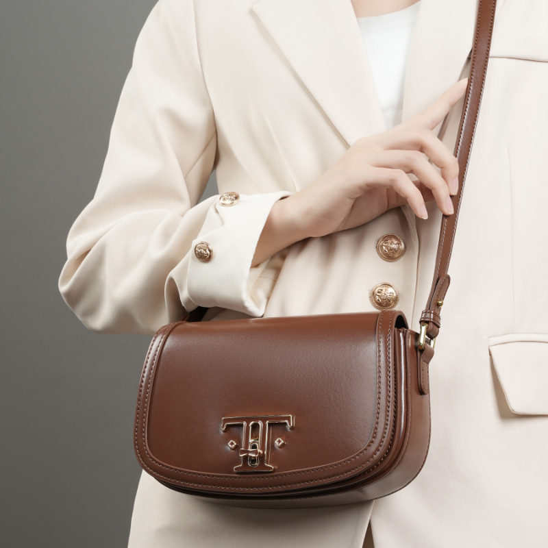 Premiun Leathaer Crossbody bag