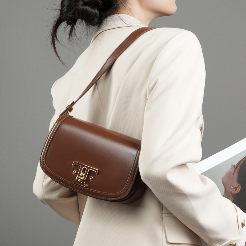 Premiun Leathaer Crossbody bag