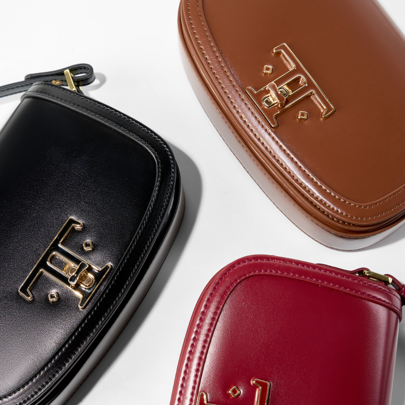 Premiun Leathaer Crossbody bag