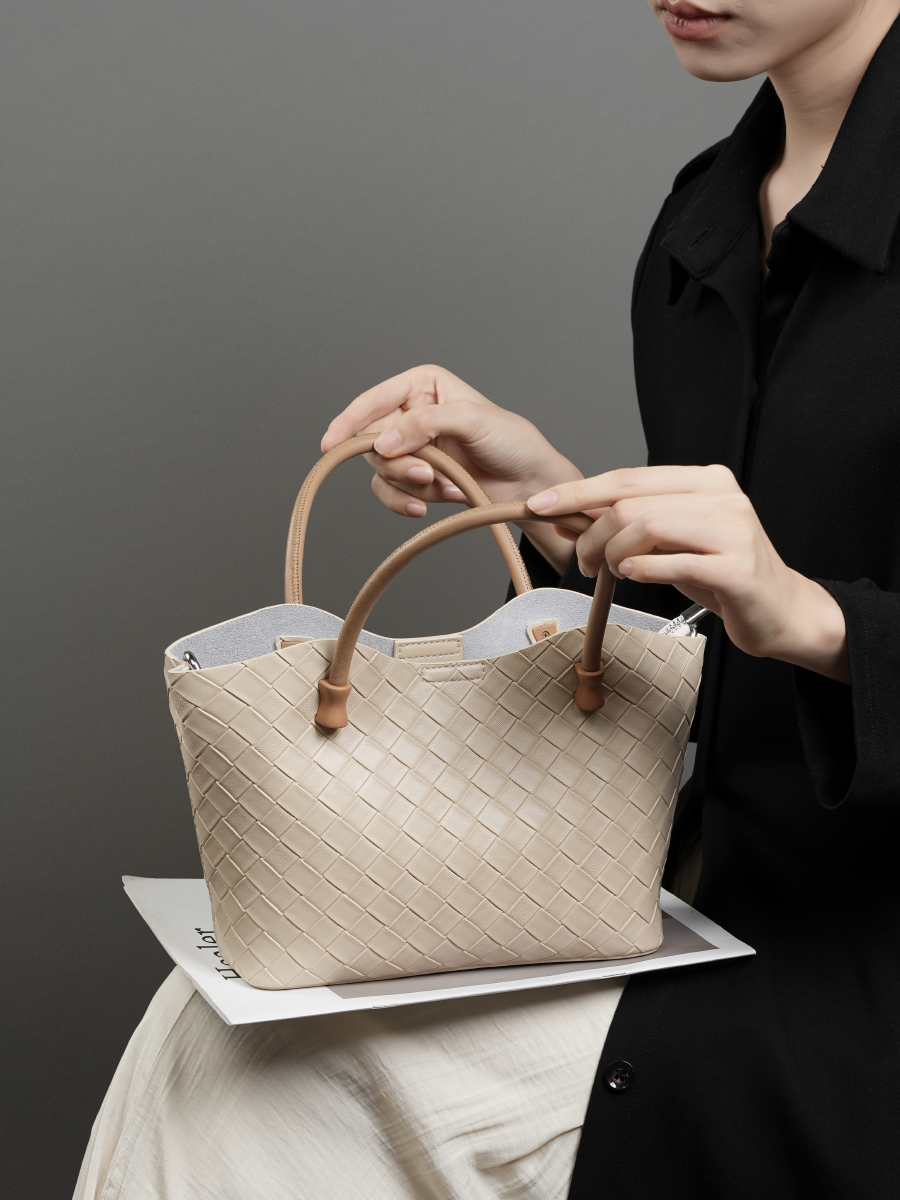 Premiun Leathaer Handbag 