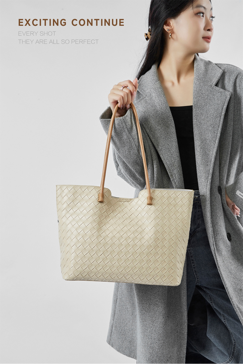 Premiun Leathaer Handbag