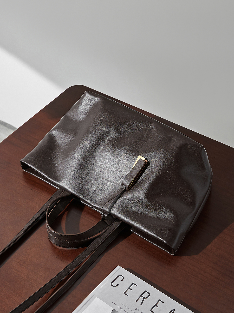 Premiun Leathaer Handbag 