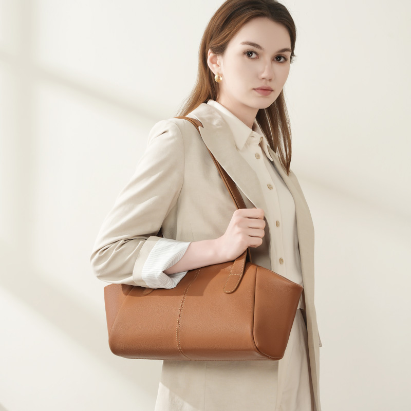 Premiun Leathaer Crossboday Bag 