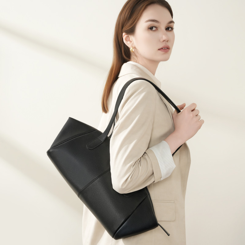 Premiun Leathaer Crossboday Bag 