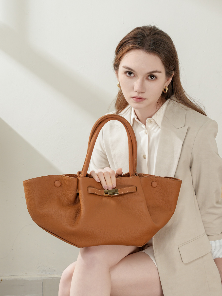 Elegant Tan Handbag