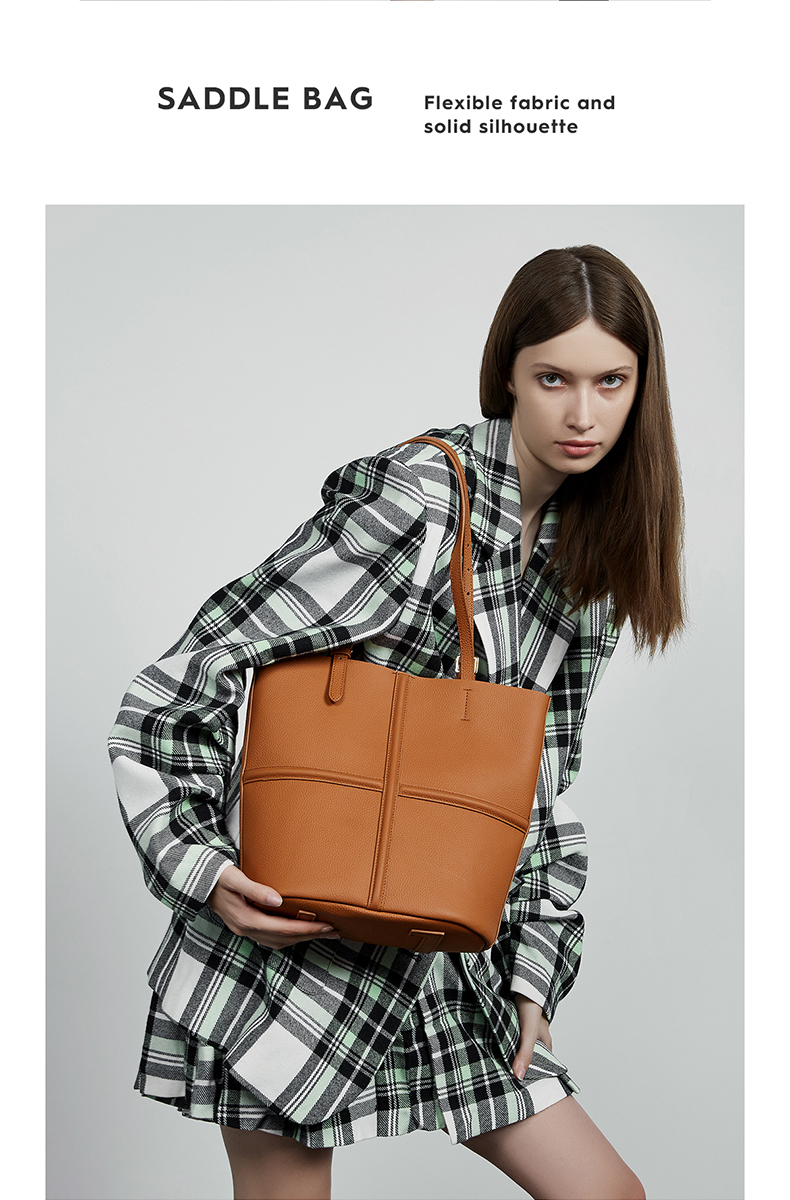 Elegant Black Handbag