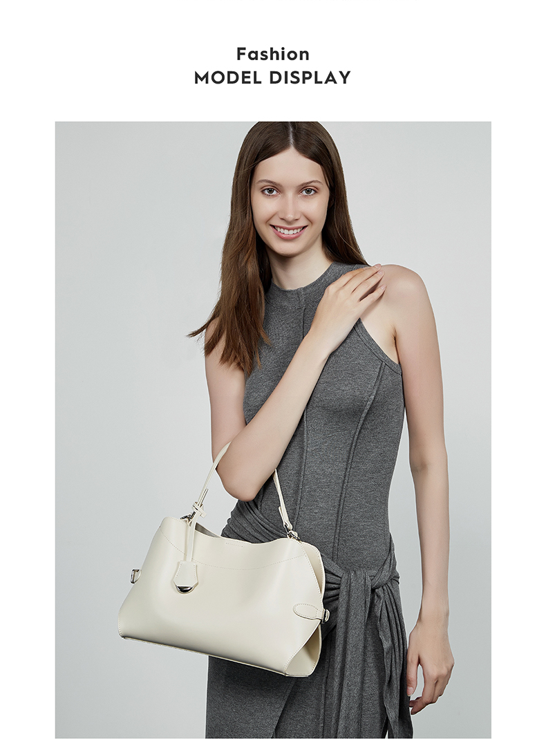 Elegant White Handbag