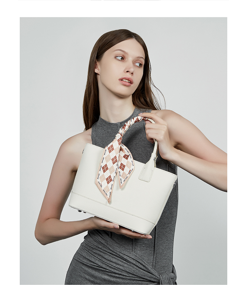 Elegant White Handbag