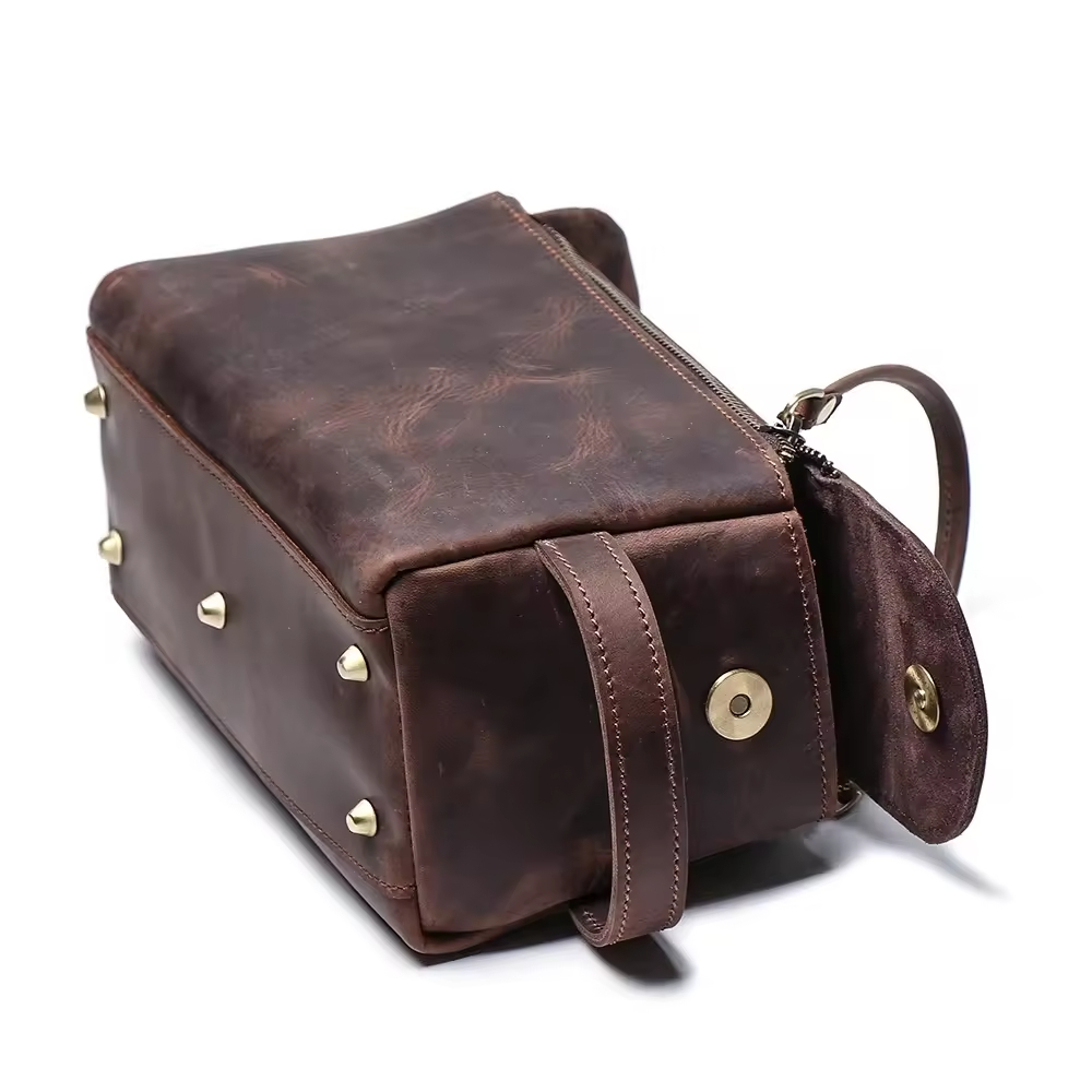 Vintage Leather Toiletry Bag