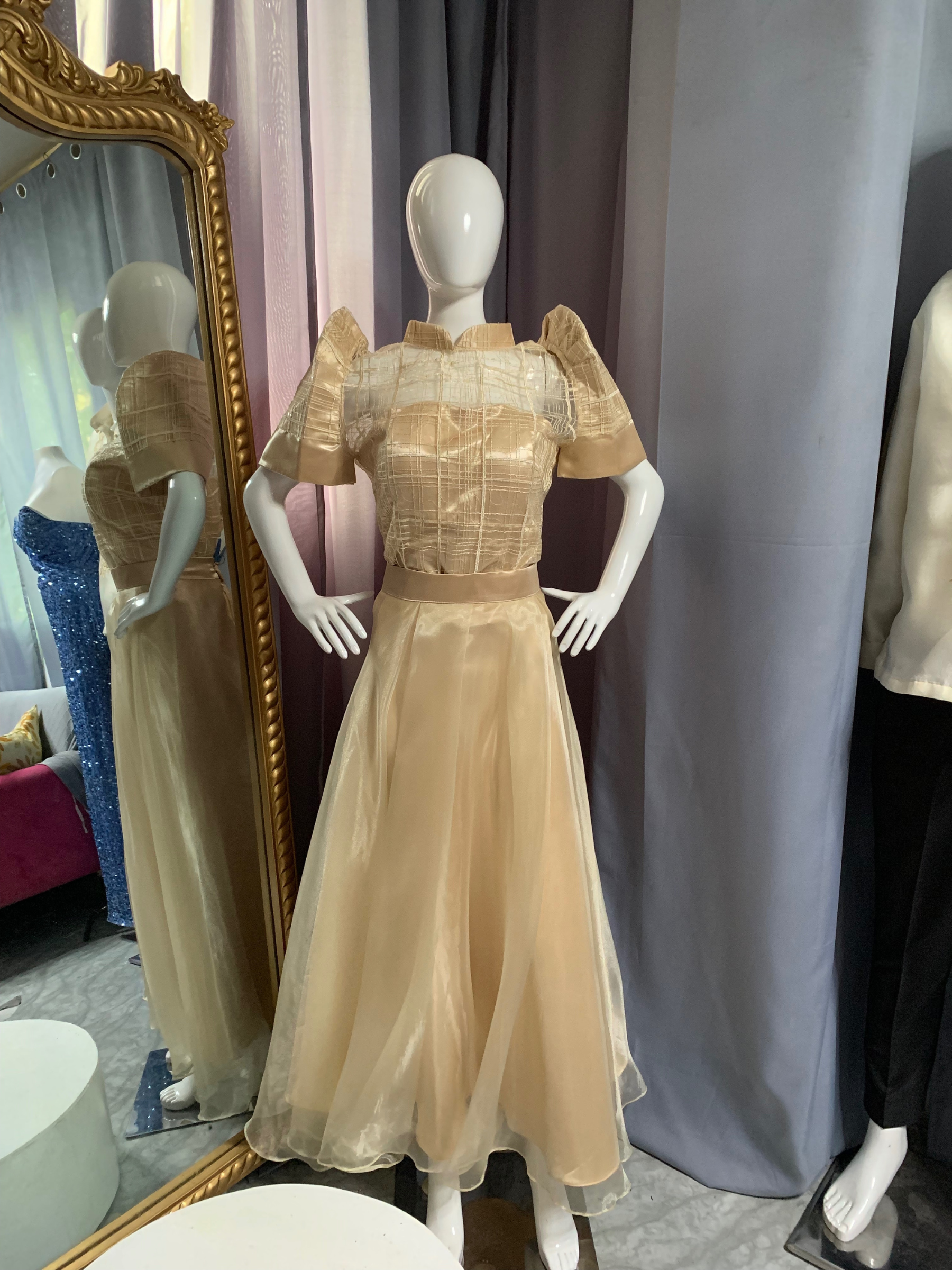 Madison - Filipiniana