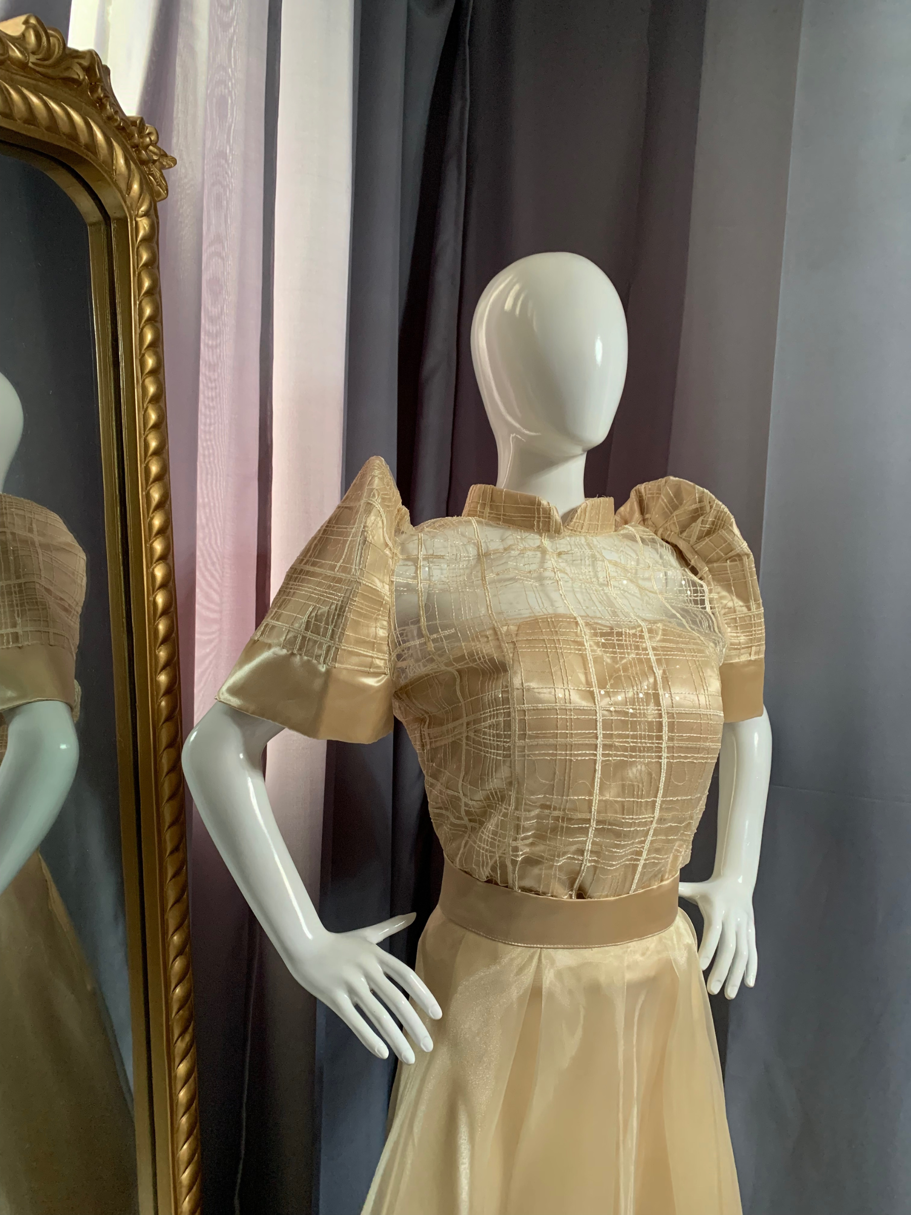Madison - Filipiniana