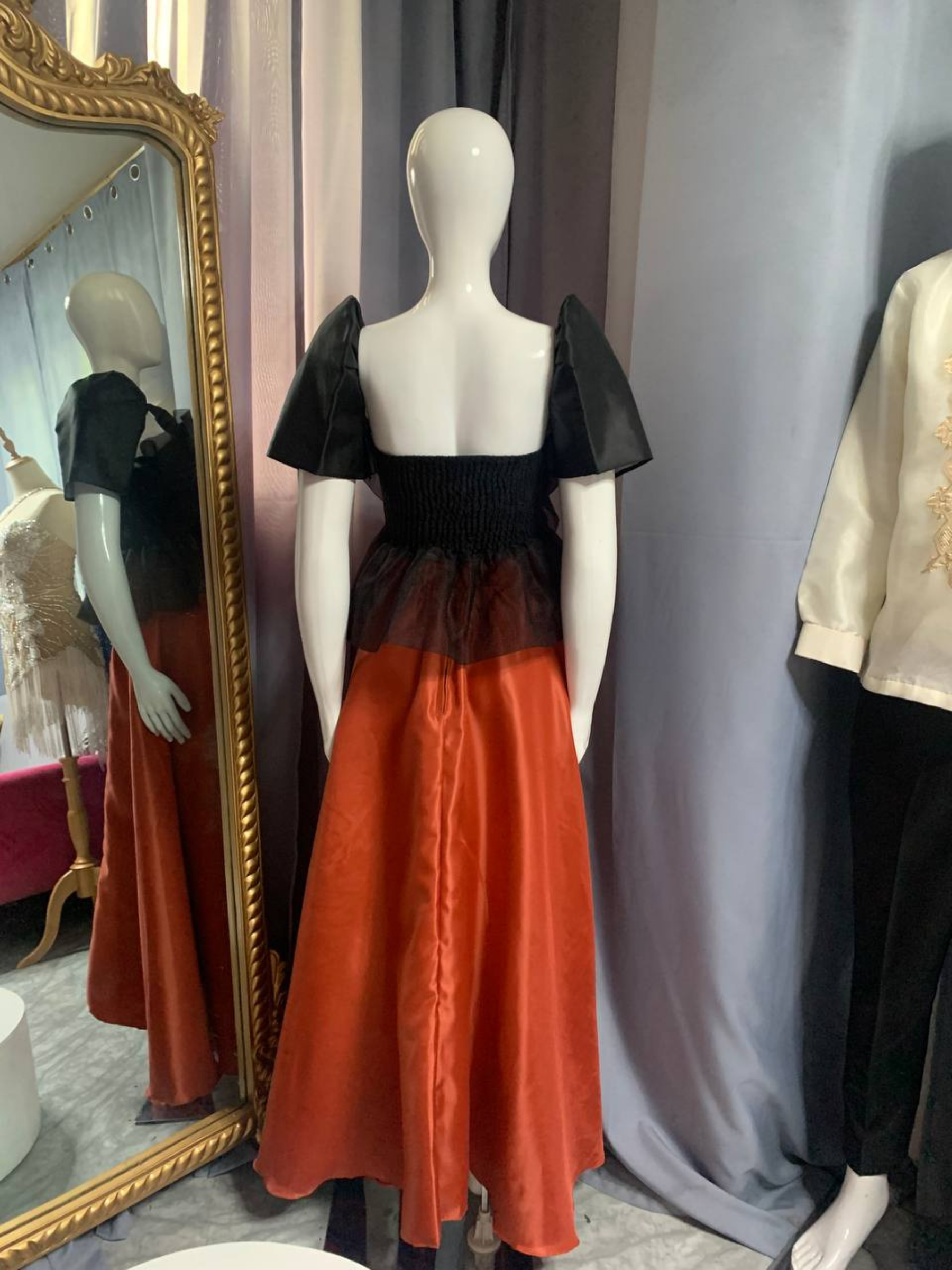 Fely - Filipiniana