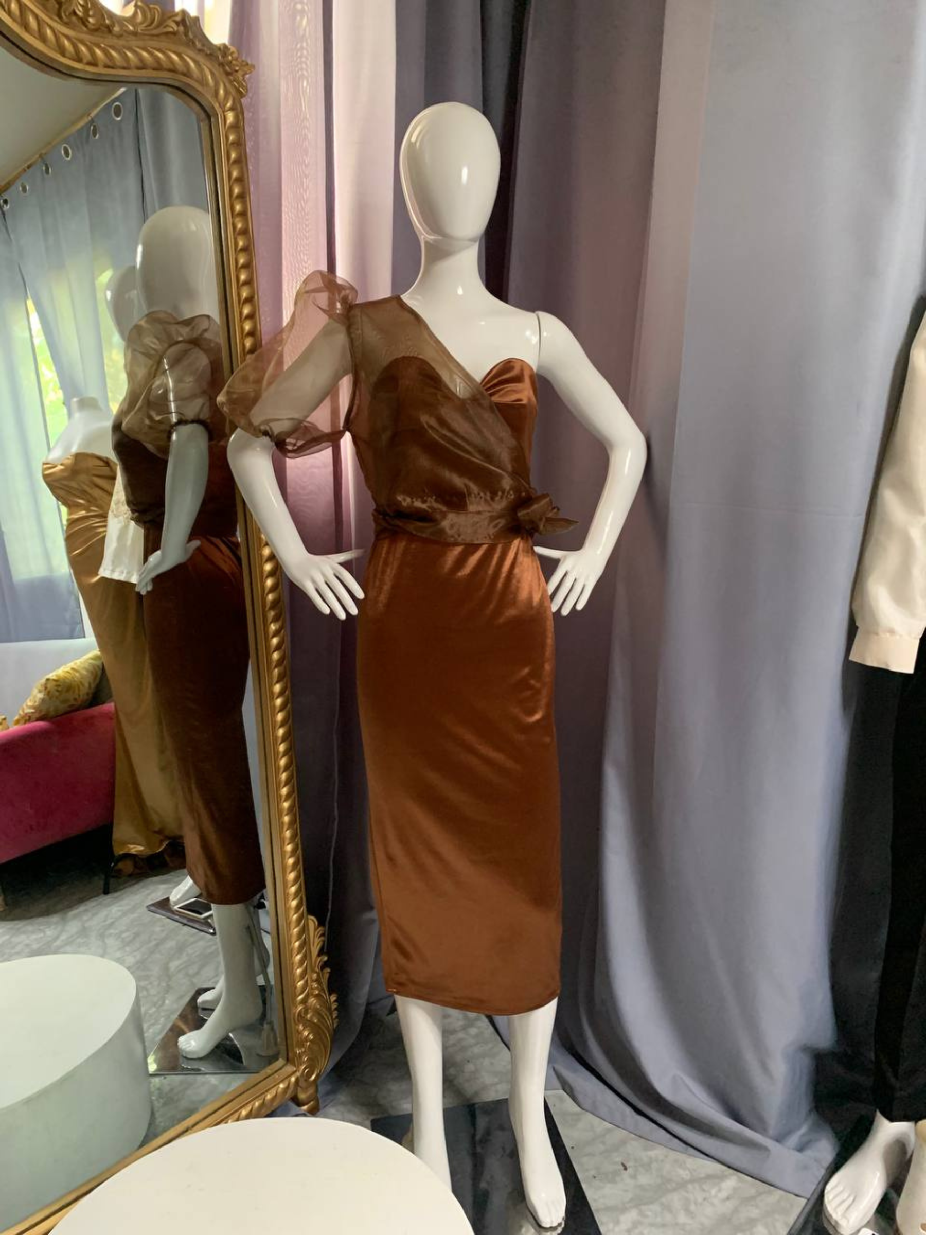 Kim - Filipiniana One Sided