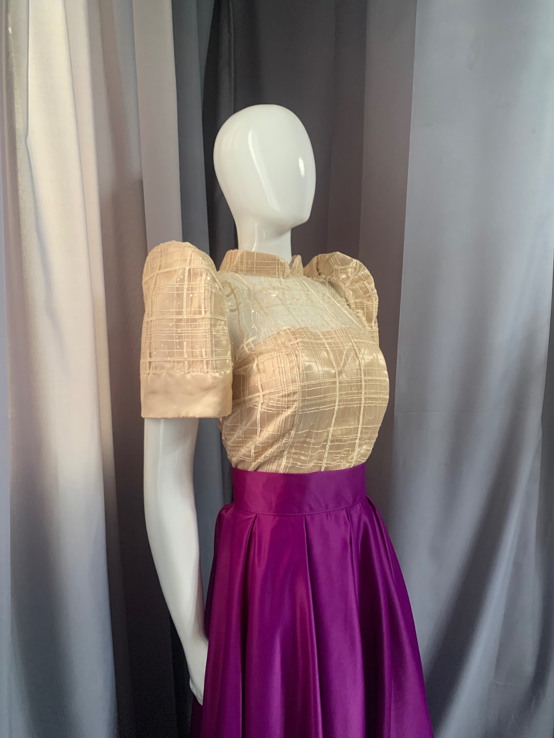 Verniece - Filipiniana