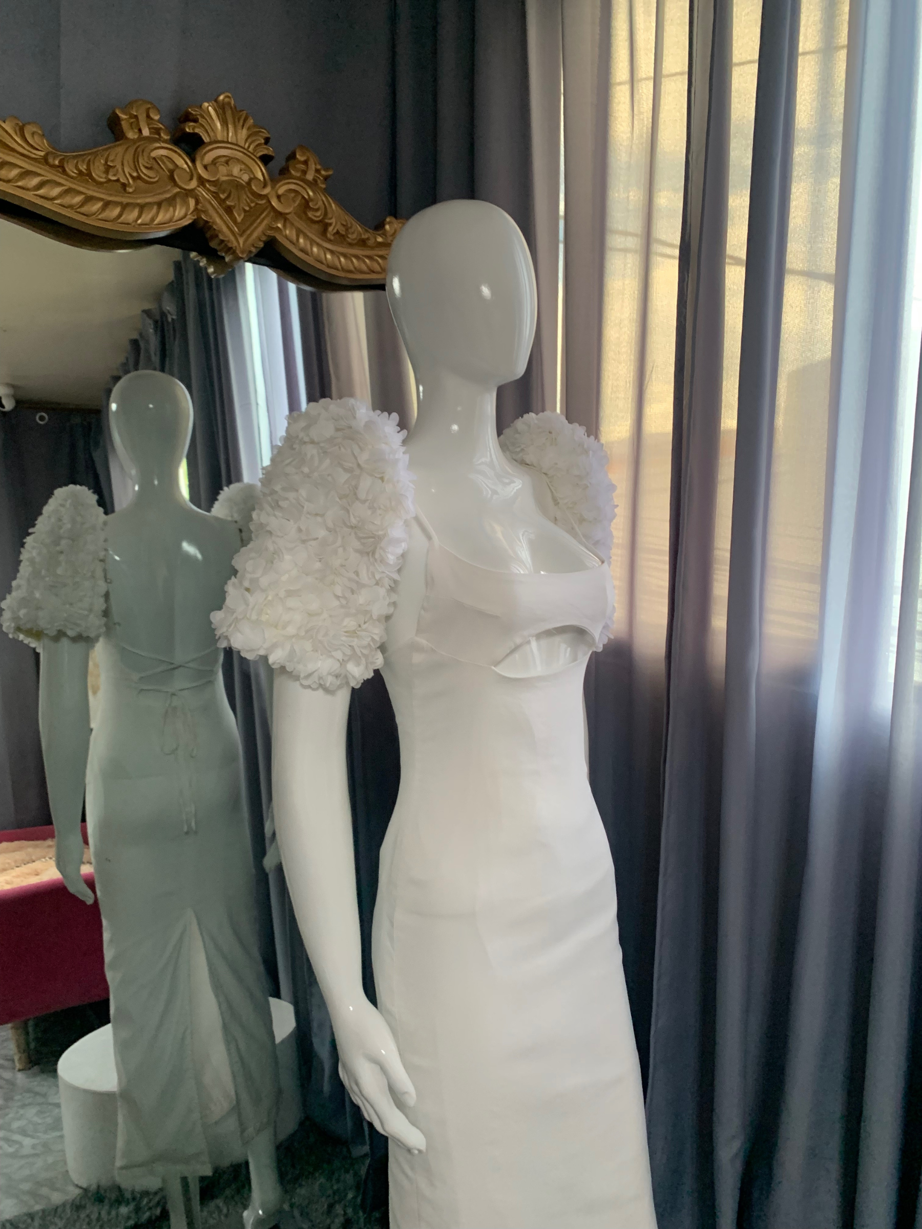 Kendall - Filipiniana Premium