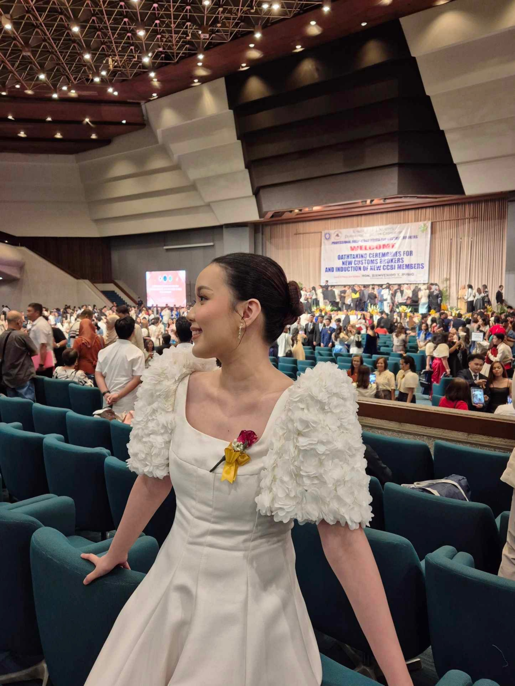 Olivia Filipiniana Premium