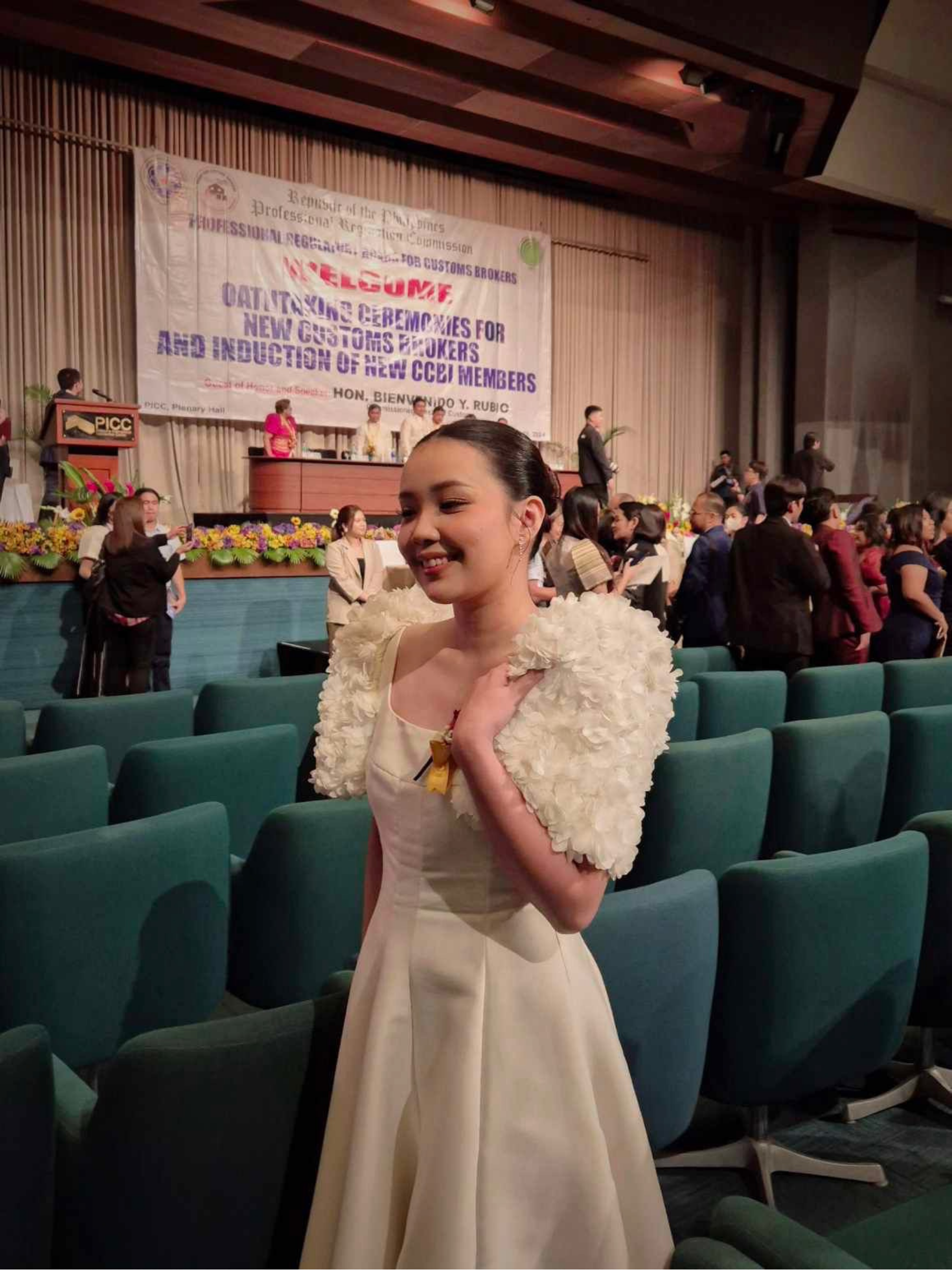 Olivia Filipiniana Premium
