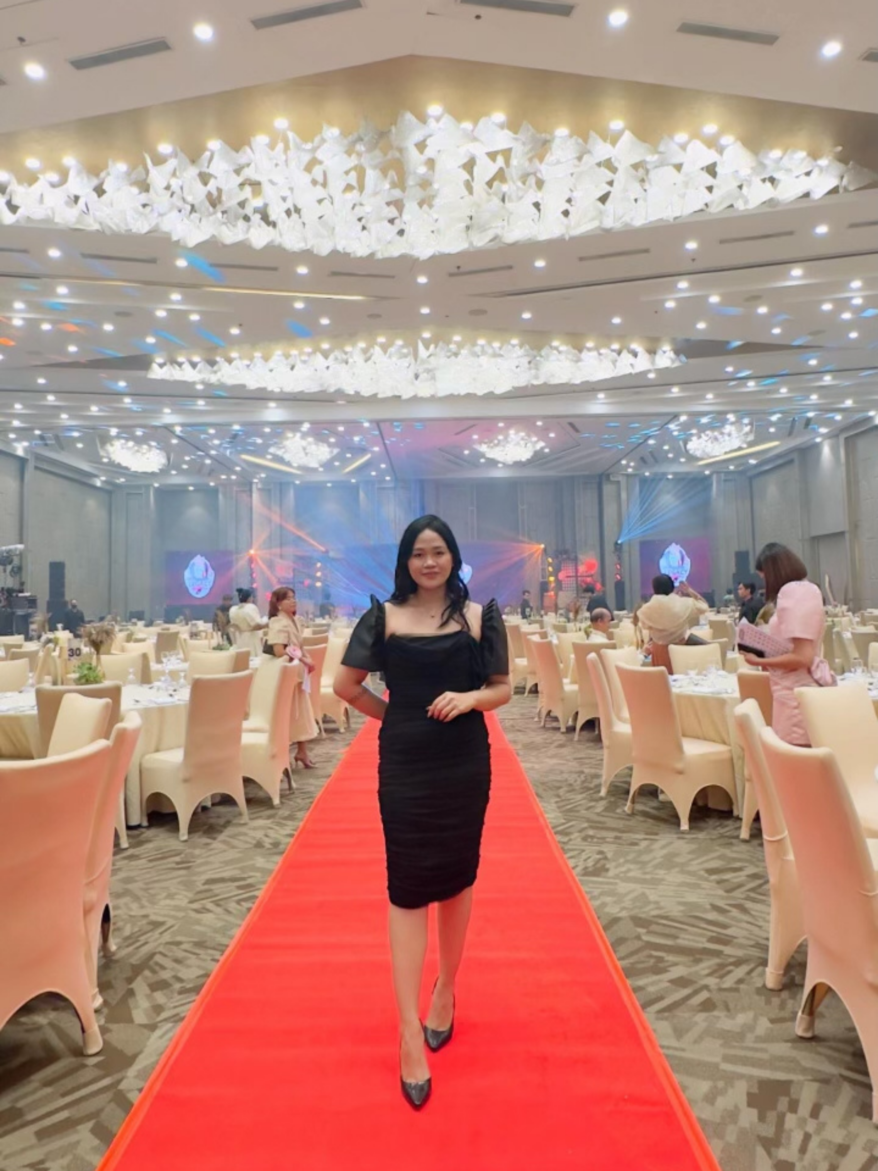 Meghan - Filipiniana