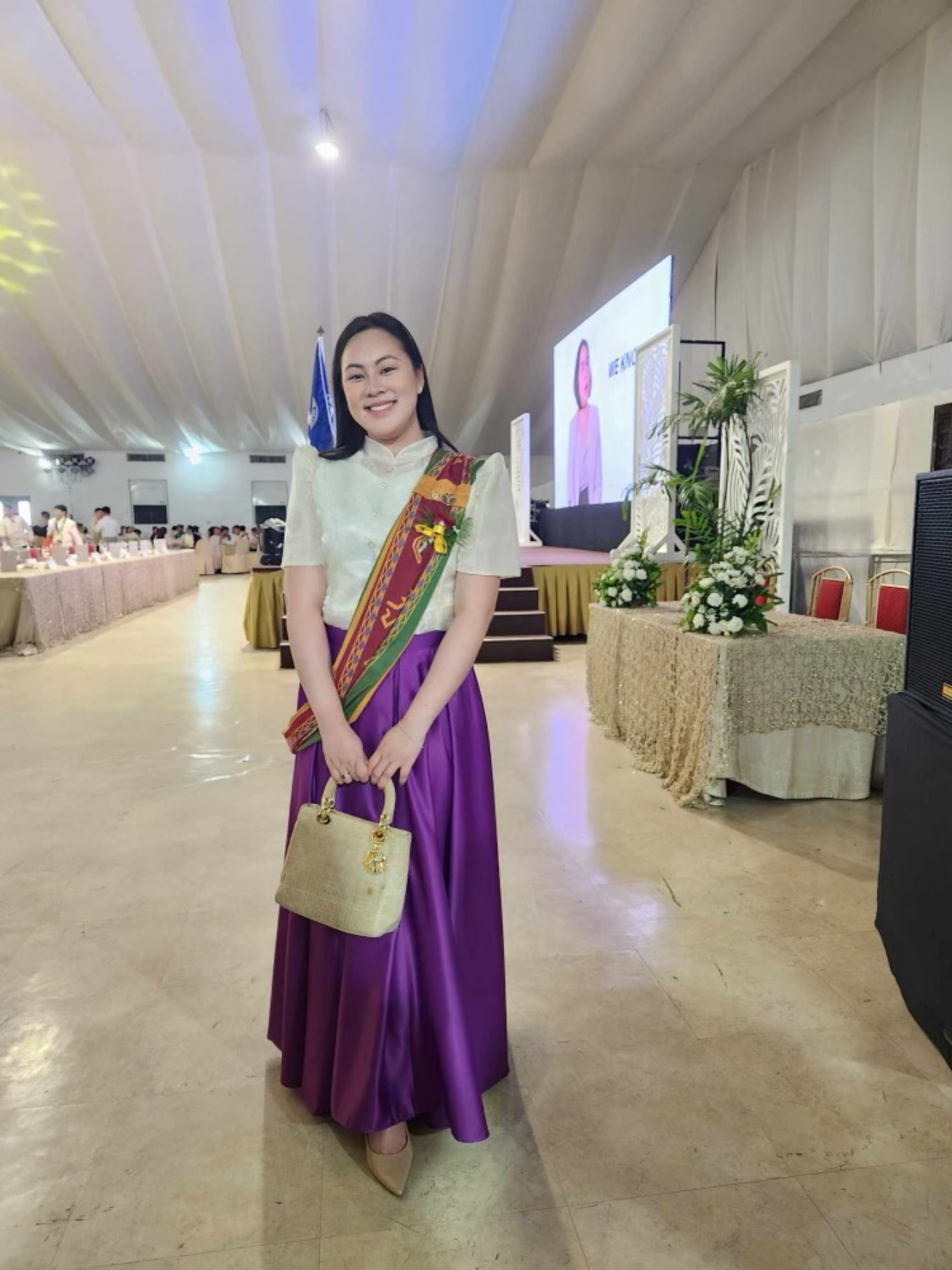 Vern - Filipiniana