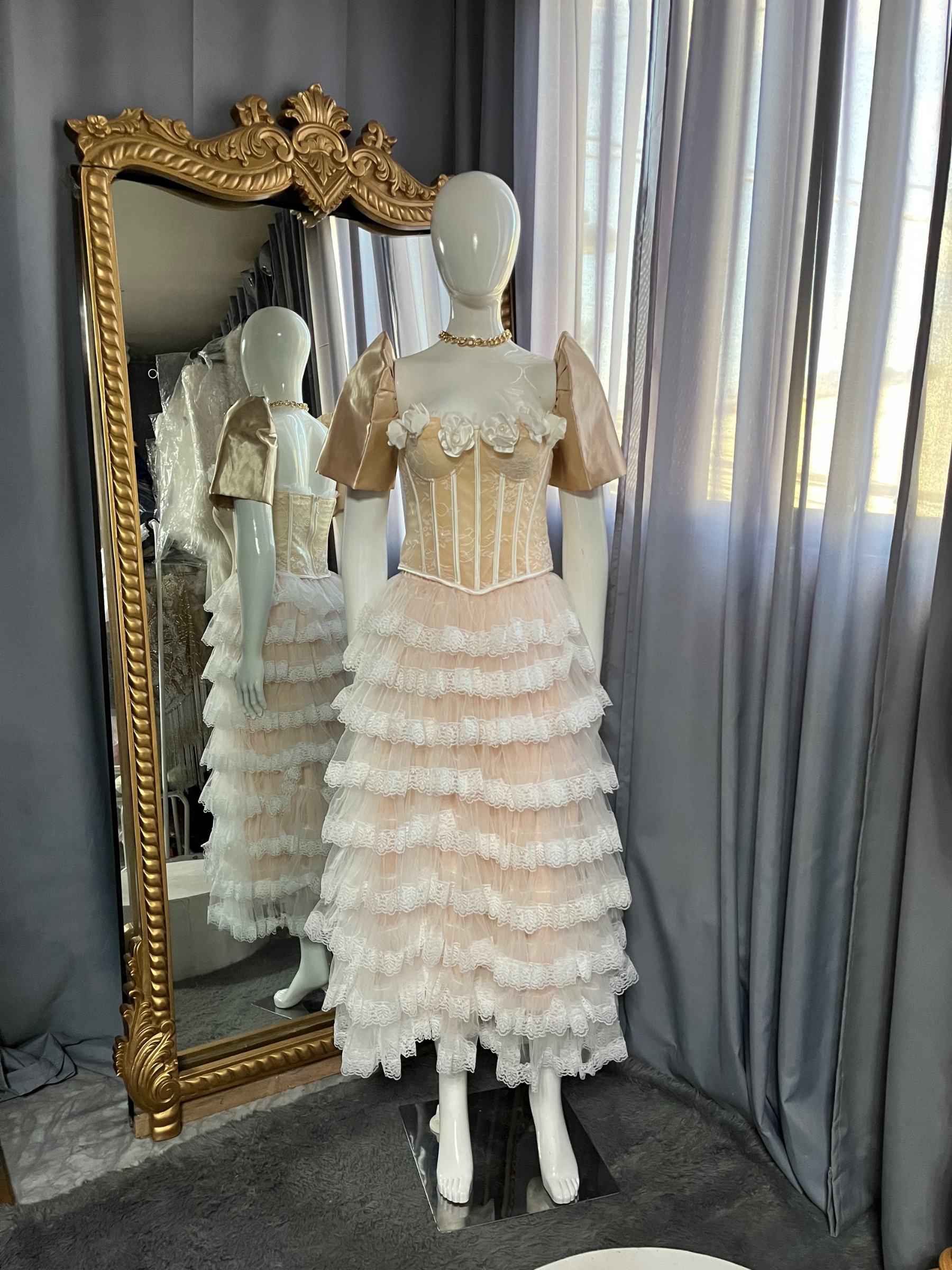 Naomi FIlipiniana