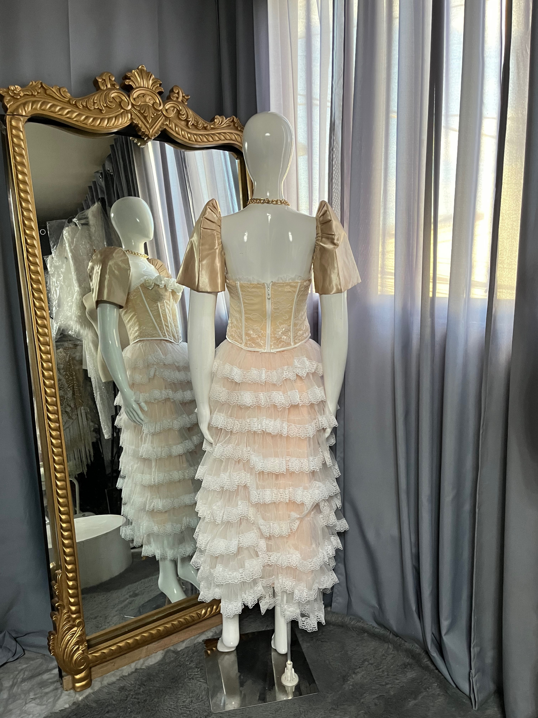 Naomi FIlipiniana
