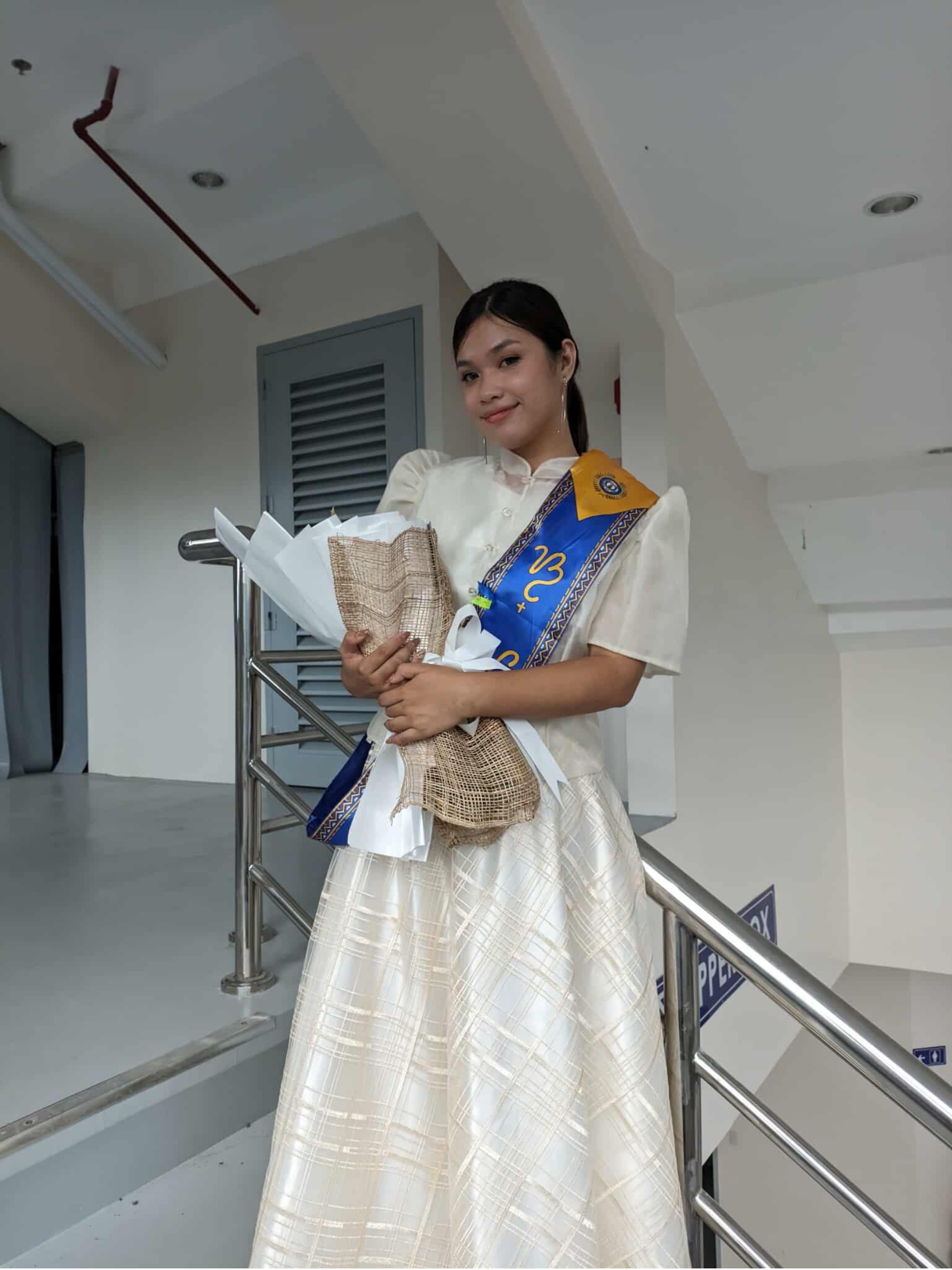 Wendy - Filipiniana