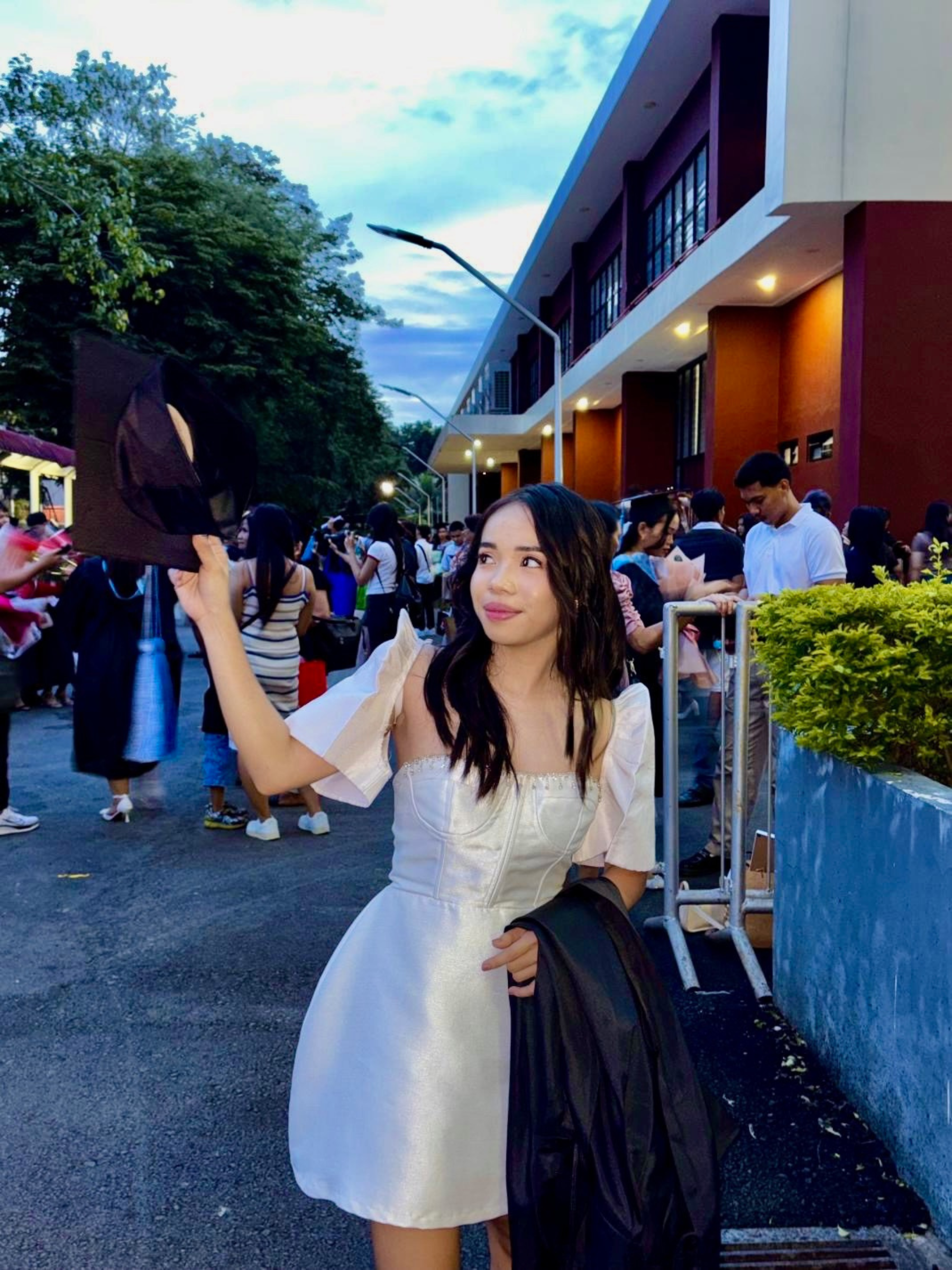  Ariana - Filipiniana