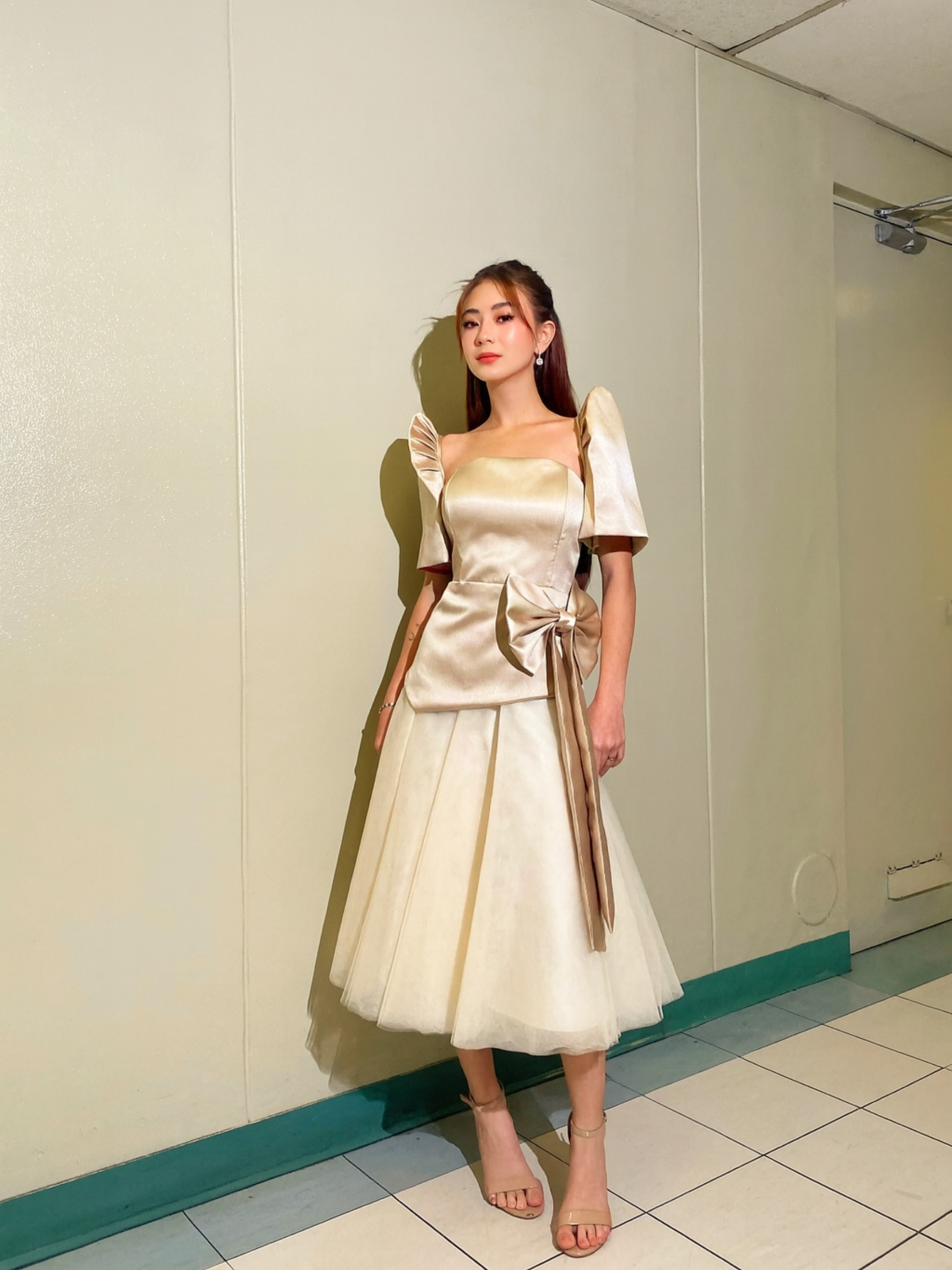 Baker Filipiniana (Larger)