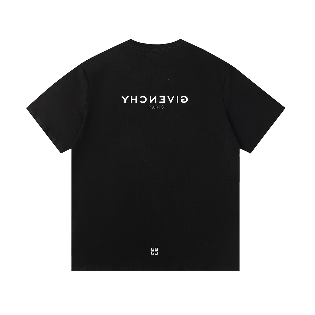 GIVENCHY Oversized Fit T-Shirt