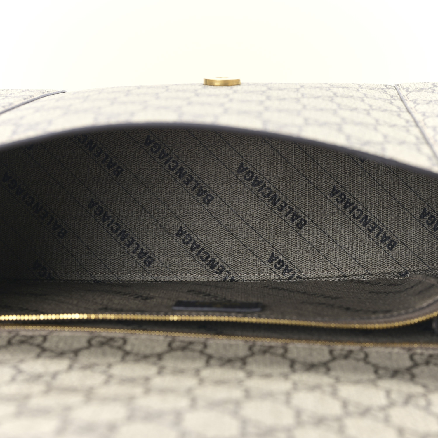 GG Supreme Monogram Medium Hourglass