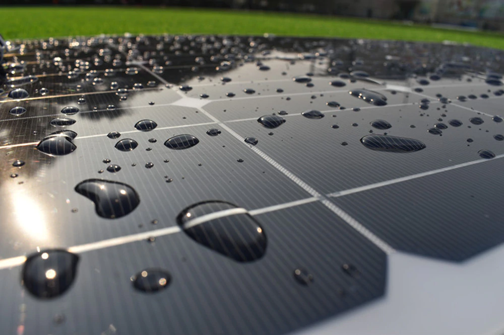Paneles fotovoltaicos PET 1050 x 540