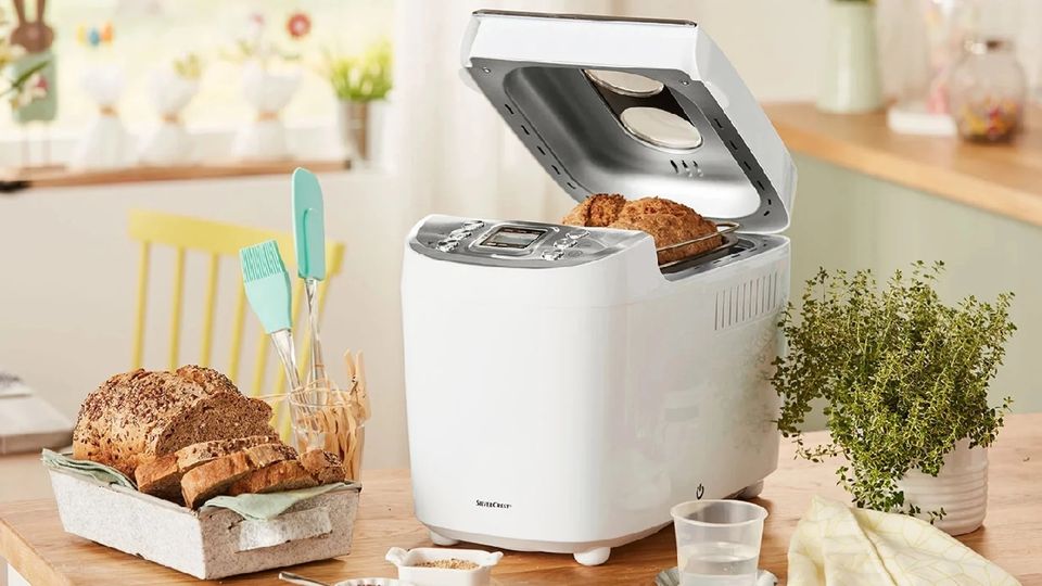 Panificadora automatica 1,5 Kg. 16 programas